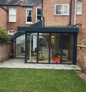 Flat Roofing guttering on house